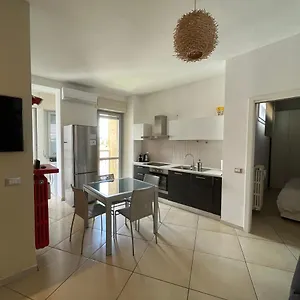 https://bilocale-in-centro-10km-da-malpensa.it-lombardy.com